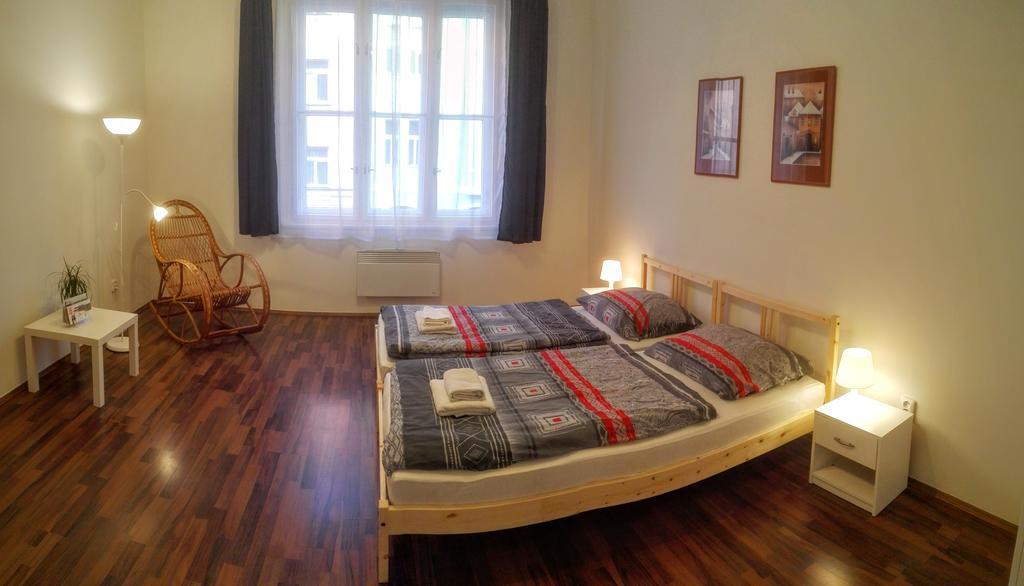 Jezerka Apartments Praha Eksteriør bilde