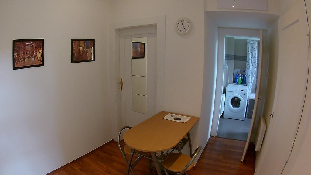 Jezerka Apartments Praha Eksteriør bilde