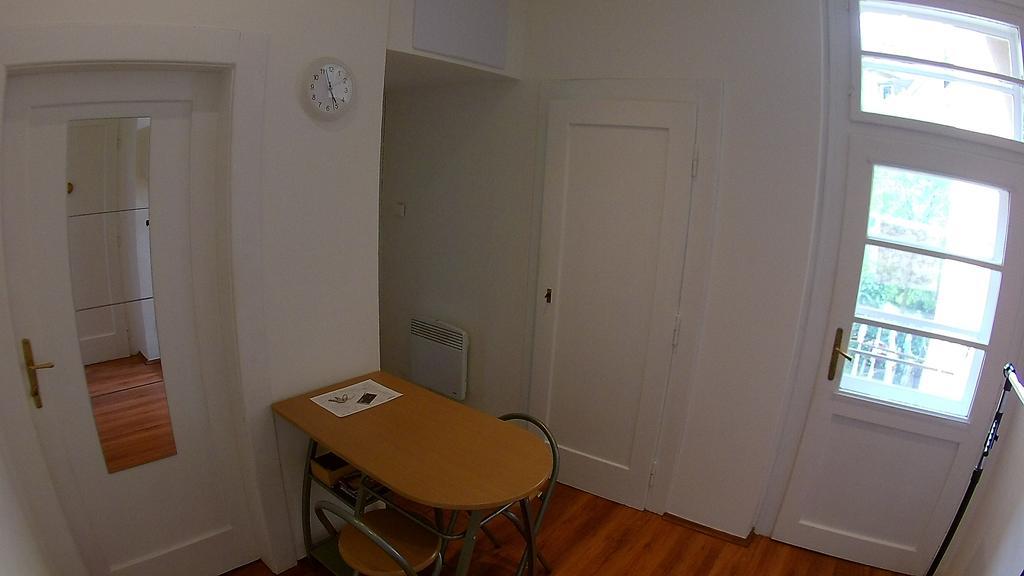 Jezerka Apartments Praha Eksteriør bilde