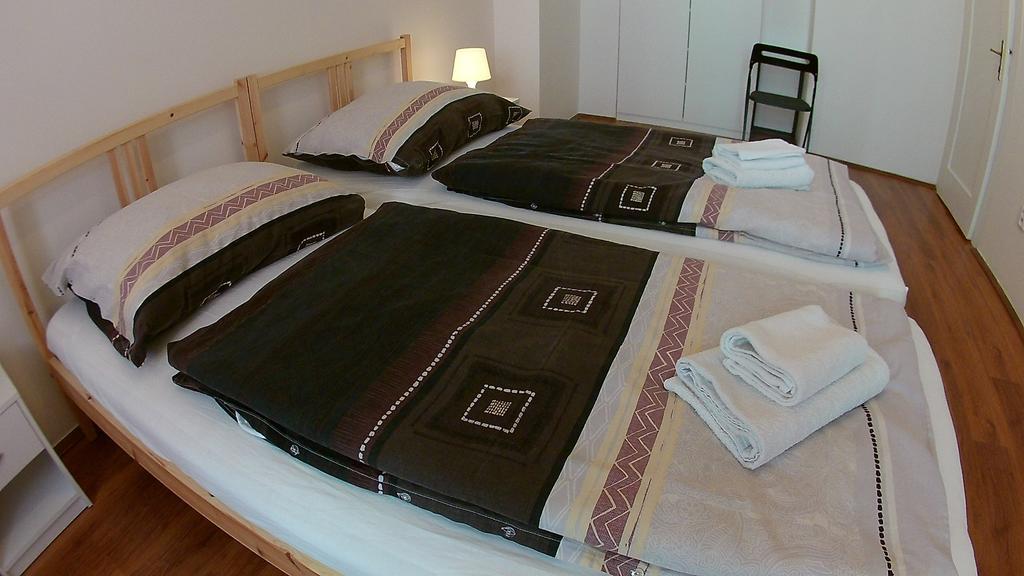 Jezerka Apartments Praha Eksteriør bilde