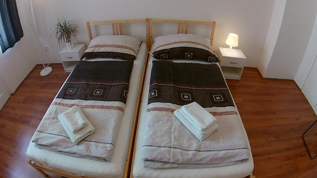 Jezerka Apartments Praha Eksteriør bilde