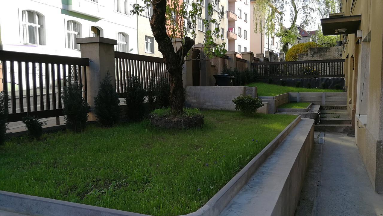 Jezerka Apartments Praha Eksteriør bilde