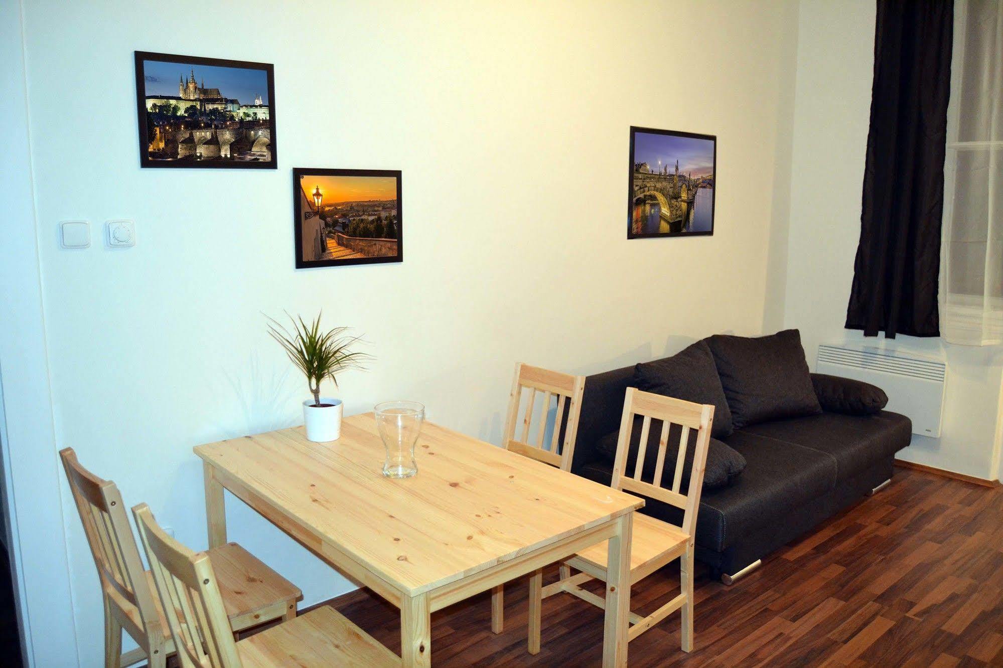Jezerka Apartments Praha Eksteriør bilde