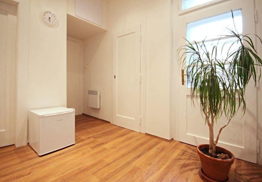 Jezerka Apartments Praha Eksteriør bilde
