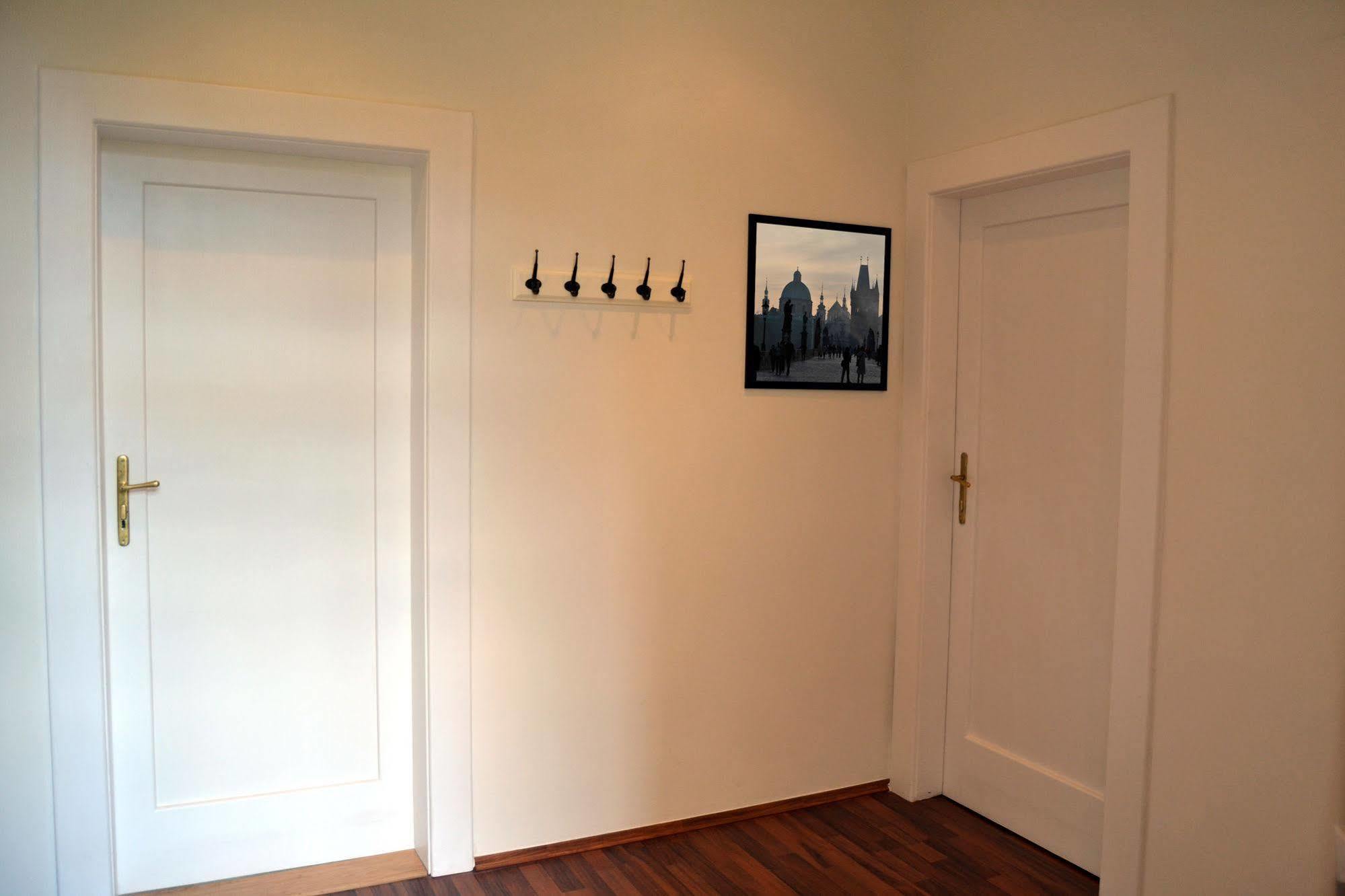 Jezerka Apartments Praha Eksteriør bilde
