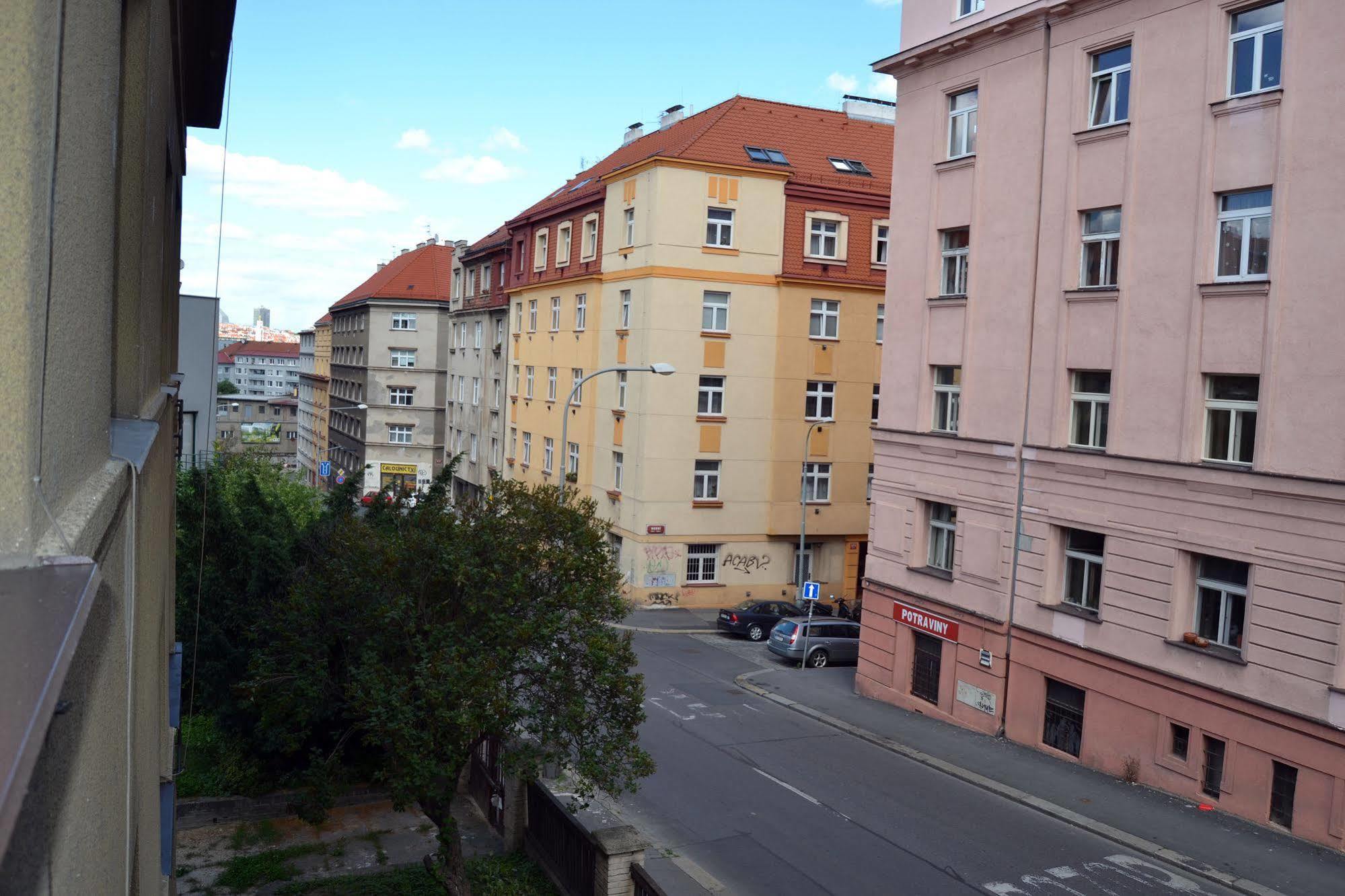 Jezerka Apartments Praha Eksteriør bilde