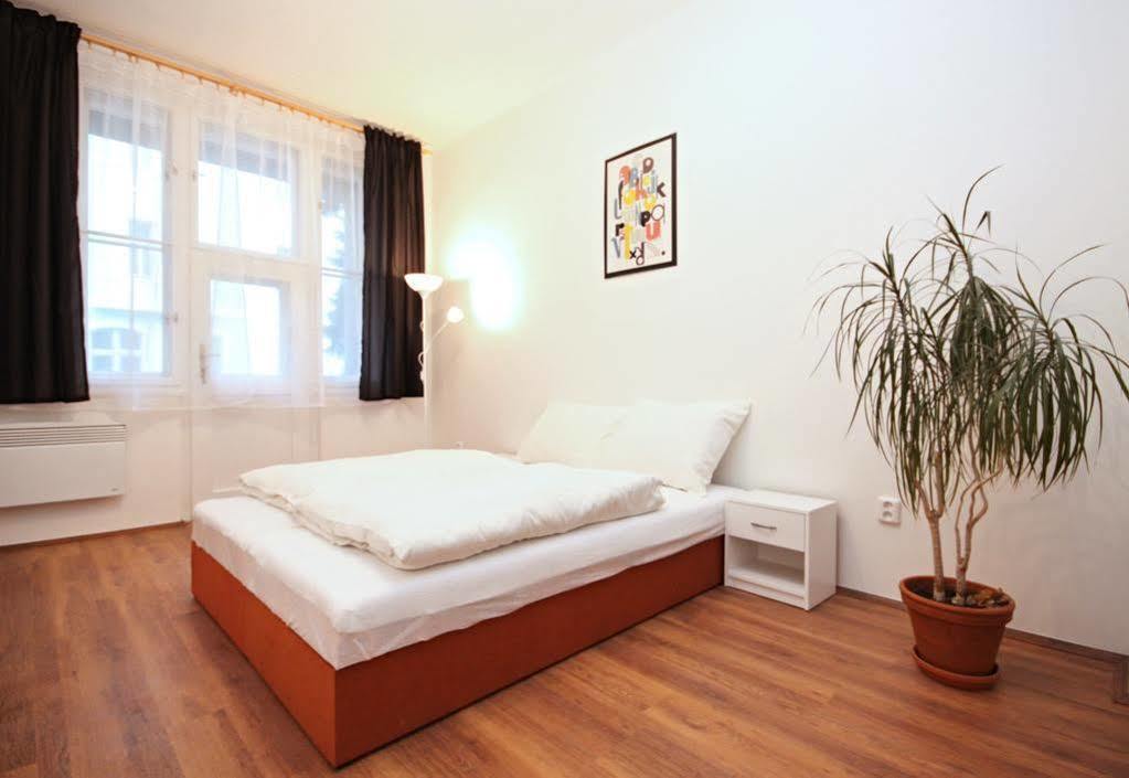 Jezerka Apartments Praha Eksteriør bilde